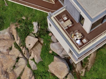 Lost Villa. Huanglong Island Lighthouse Hotel
